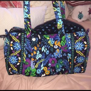Vera Bradley Duffel Bag. Dimensions: 17in X 8in